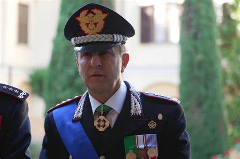 ecco il comandante generale arrivata la nomina copia Difesa Magazine