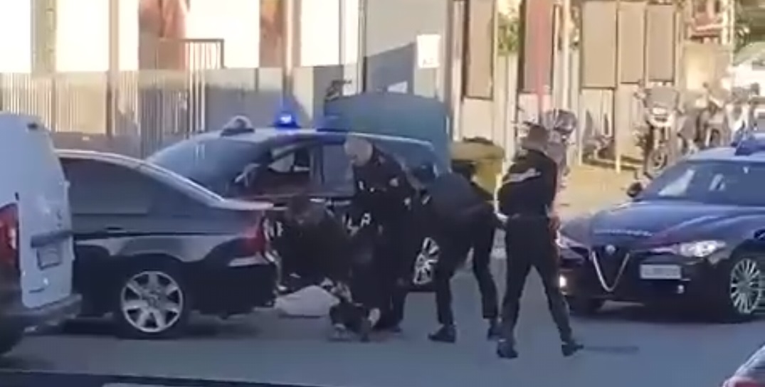 arrestati in diretta dallarma social in delirio 3 Difesa Magazine